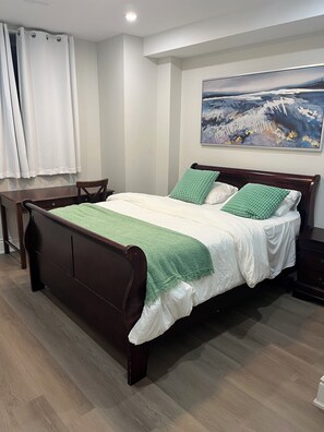 4 Schlafzimmer, Bügeleisen/Bügelbrett, WLAN, Bettwäsche