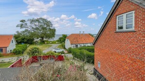 Property grounds - 1 bedroom gorgeous home in Stege (Stege)