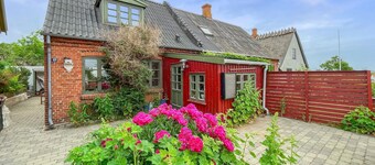 1 bedroom gorgeous home in Stege