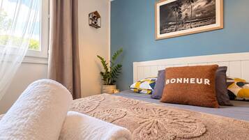 1 chambre, fer et planche à repasser, Wi-Fi gratuit, draps fournis