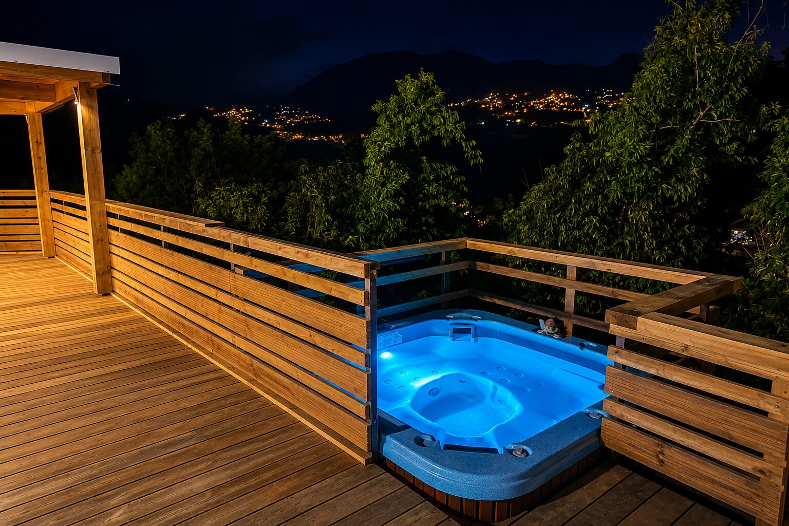 Outdoor spa tub
