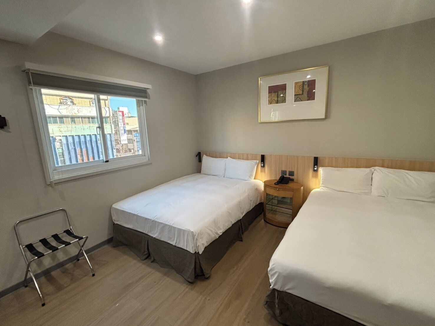 Kamar Quadruple Superior | Brankas, Wi-Fi gratis, dan seprai linen