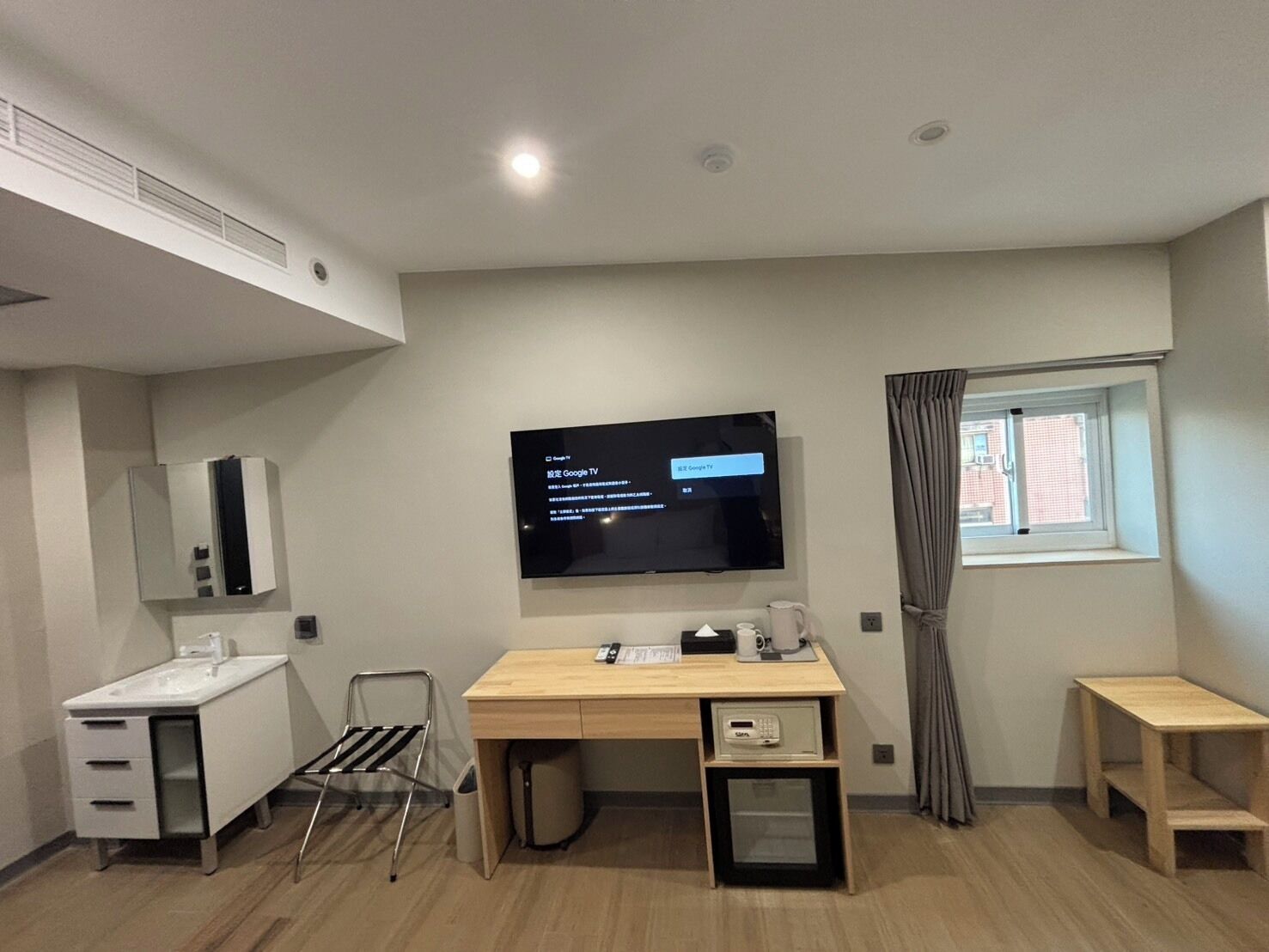 Standard Quadruple Room | Interior
