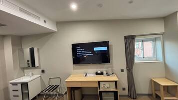 Standard Quadruple Room | Interior