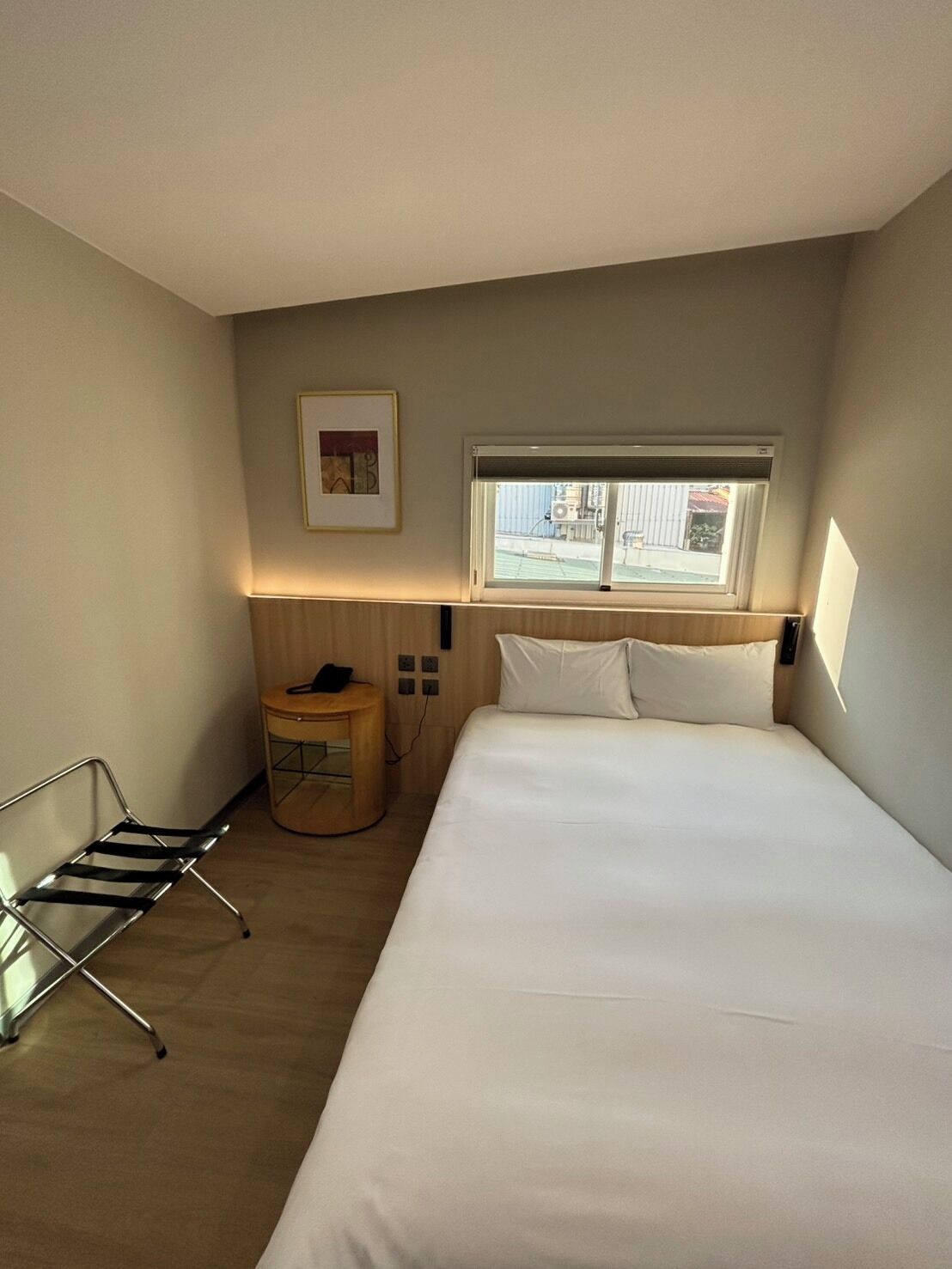 Kamar Double Standar | Brankas, Wi-Fi gratis, dan seprai linen
