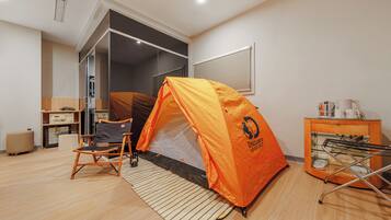 Family Room Double Bed and Tent | In-room safe, desk, WiFi (free), bed sheets