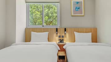 In-room safe, free WiFi, bed sheets