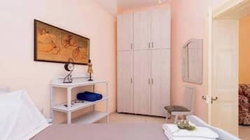 Family Apartment, City View | In-room safe, blackout drapes, iron/ironing board, WiFi (free)