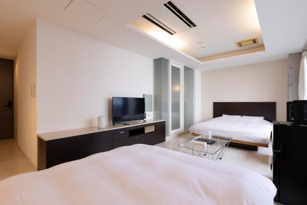 Deluxe Twin Room, 2 Queen Beds, Non Smoking | Free WiFi