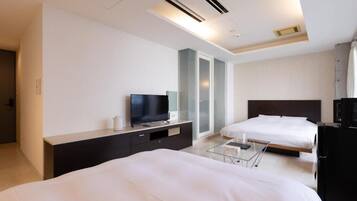 Deluxe Twin Room, 2 Queen Beds, Non Smoking | Free WiFi