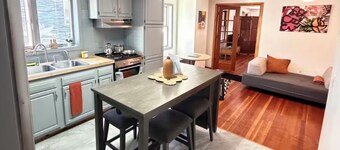 2nd floor flat in the Midtown Arts District