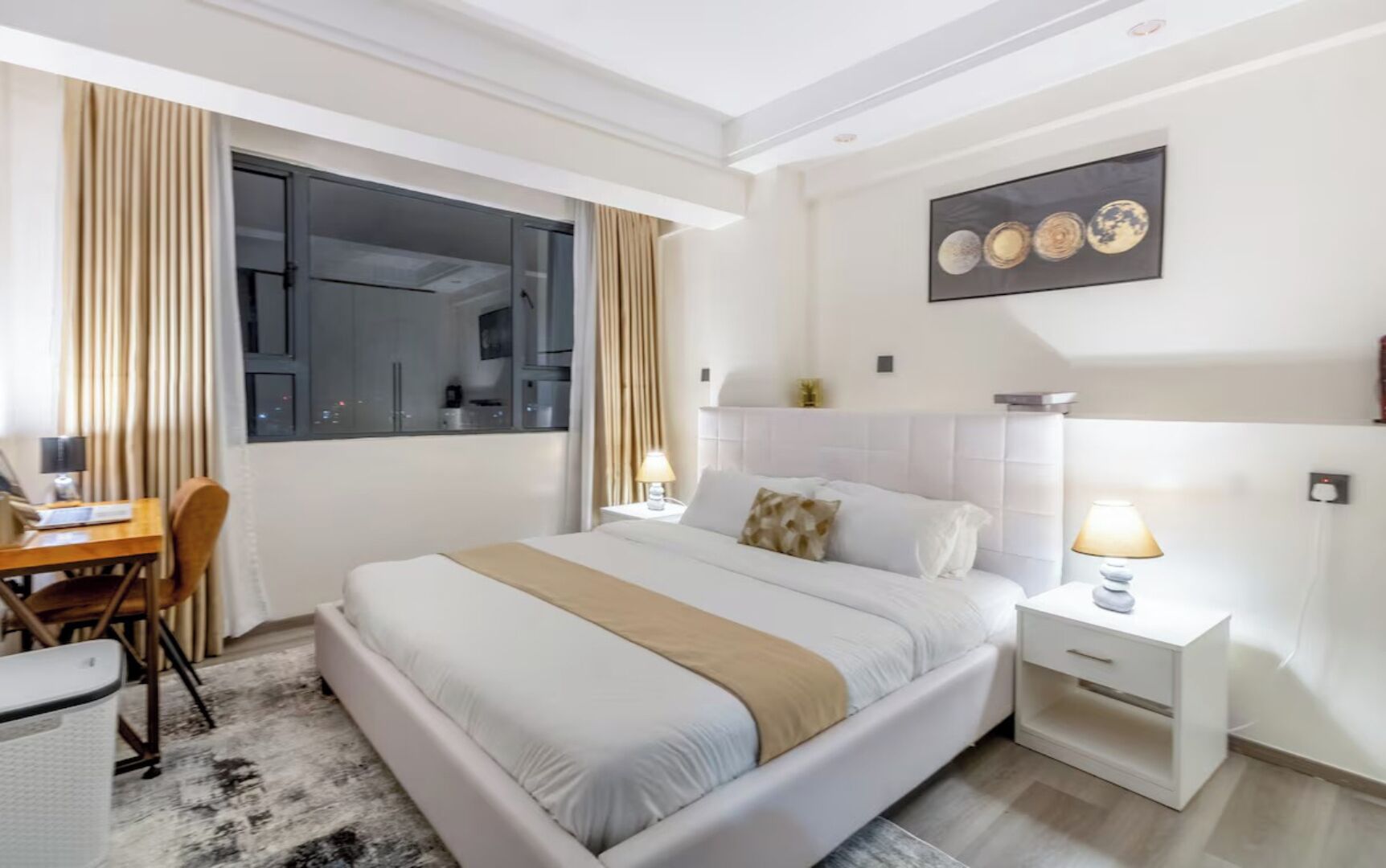 Deluxe Apartment, Balcony, City View | Free WiFi