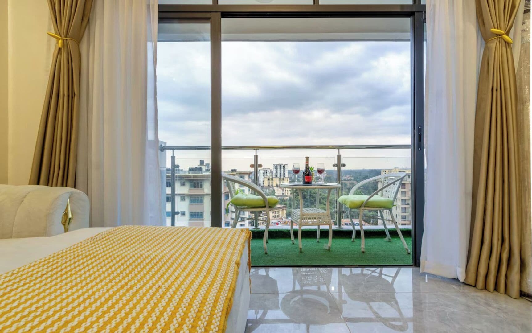 Deluxe Apartment, Balcony, City View | Free WiFi