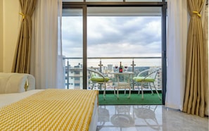 Deluxe Apartment, Balcony, City View - Lavish 1BR at City Oasis Gardens - B1403 (Nairobi)