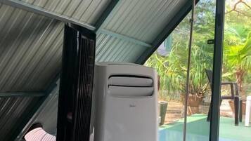 Double Room, Balcony, Courtyard View | Interior