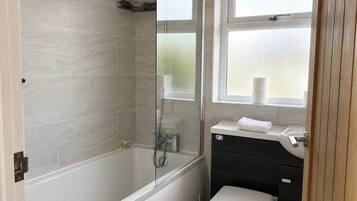 Shower, towels