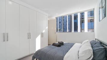 Iron/ironing board, travel cot, WiFi, bed sheets