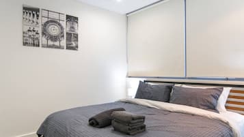 2 bedrooms, iron/ironing board, travel cot, WiFi