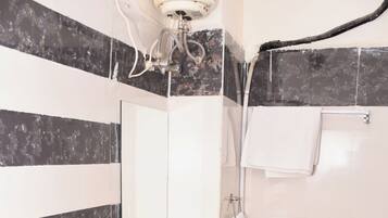 Chambre Supérieure | Salle de bain