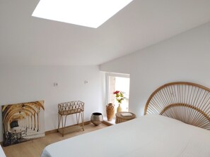 Room - Vrbo Property (Boulzicourt)