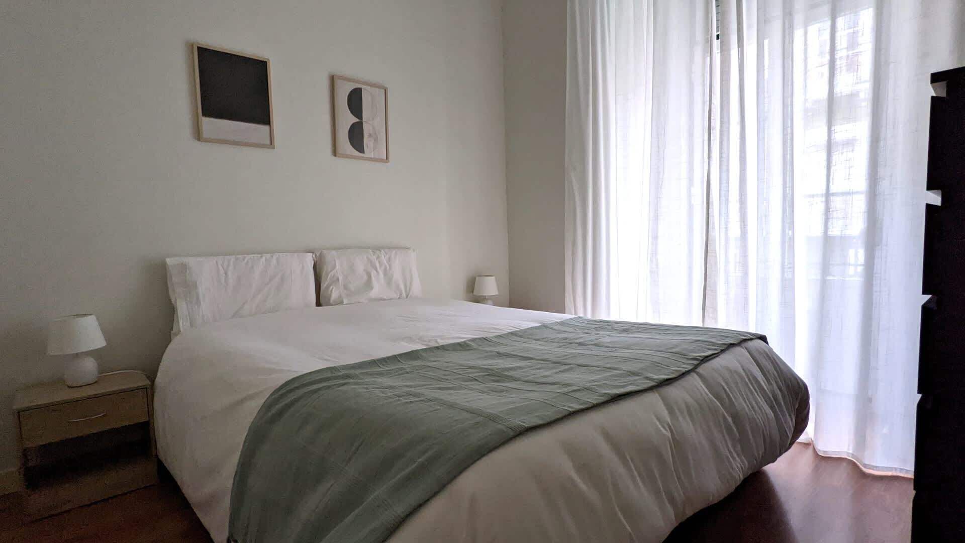 3 bedrooms, iron/ironing board, Internet