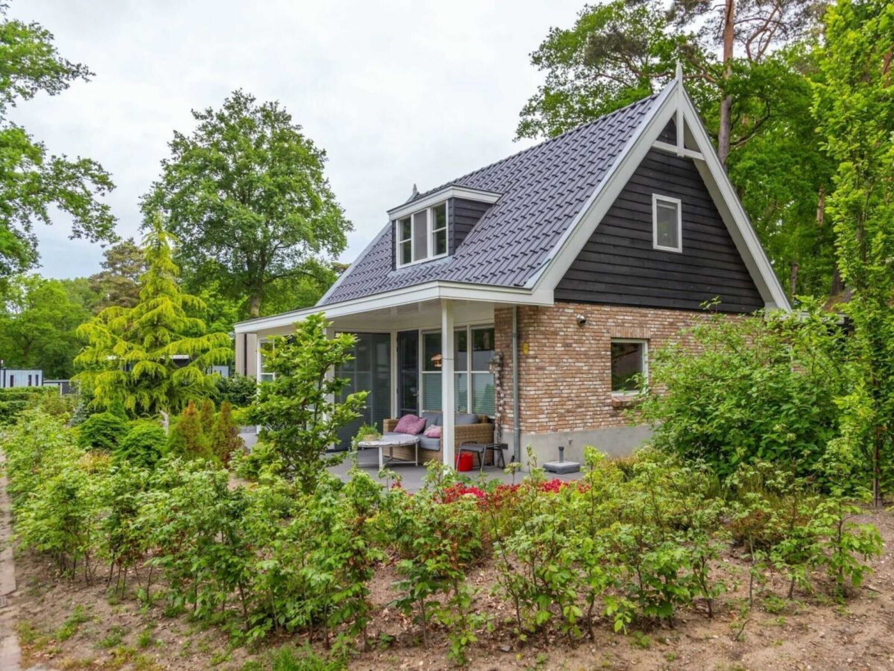 Villa | Exterior