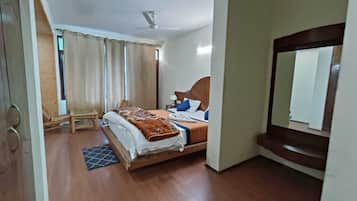 Chambre Supérieure | Bureau, espace de travail pour ordinateur portable, Wi-Fi gratuit