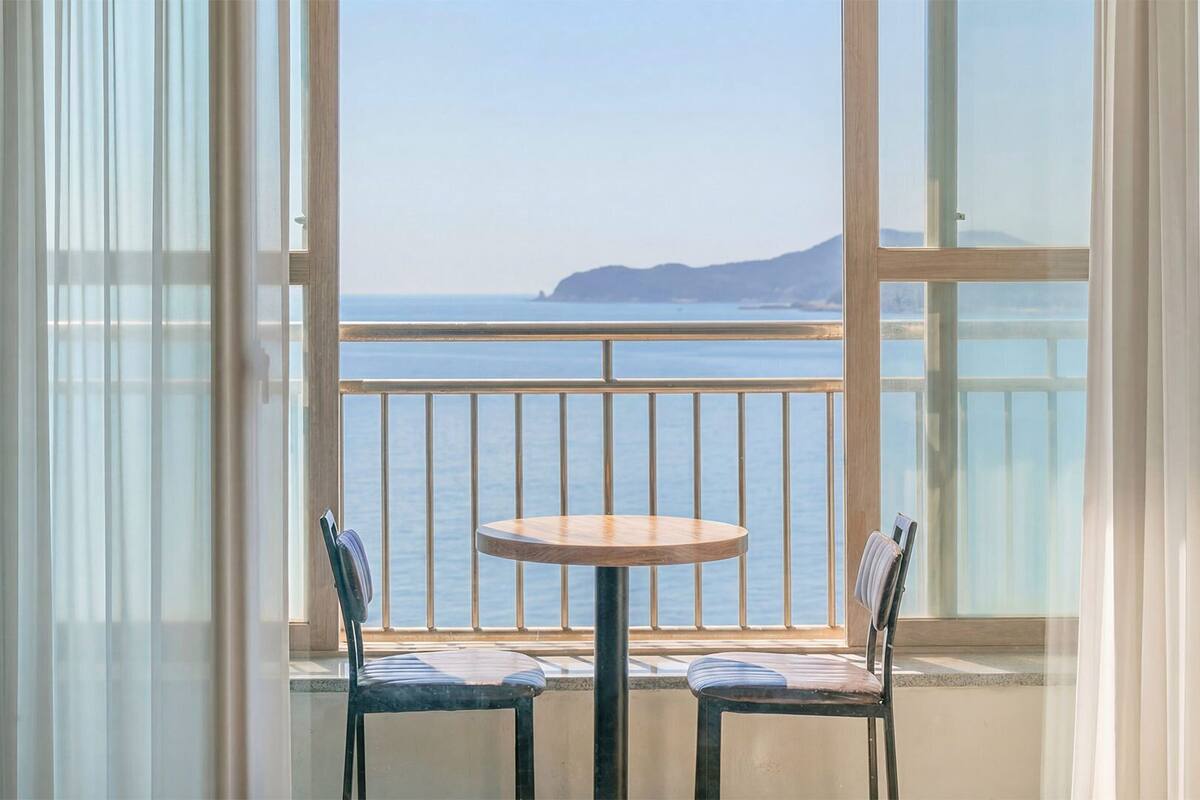 Basic Room, 2 Bedrooms (ROOM 204 (Ocean View)) | 1 bedroom, WiFi (free)