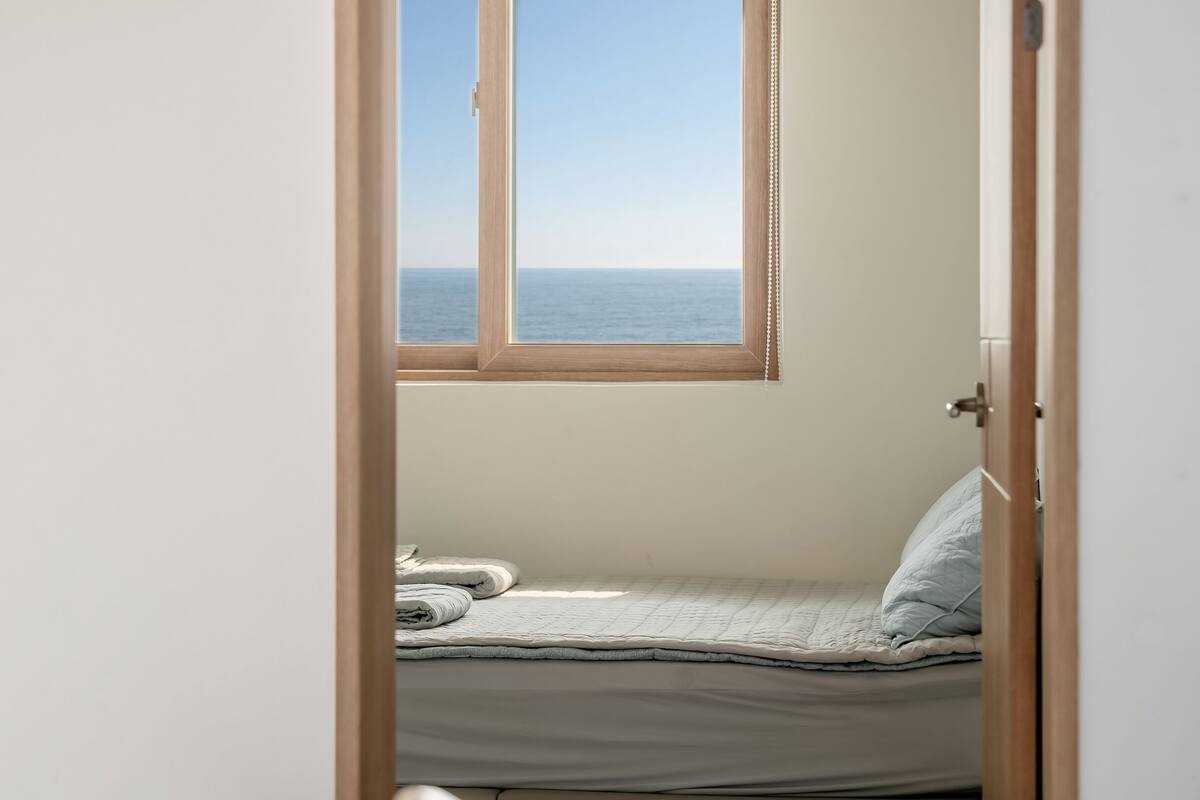 Basic Room, 2 Bedrooms (ROOM 201 (Ocean View)) | 1 bedroom, WiFi (free)