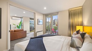 1 bedroom, iron/ironing board, free WiFi, bed sheets - The Central Nook - Walk to town - Mountain views (Queenstown)