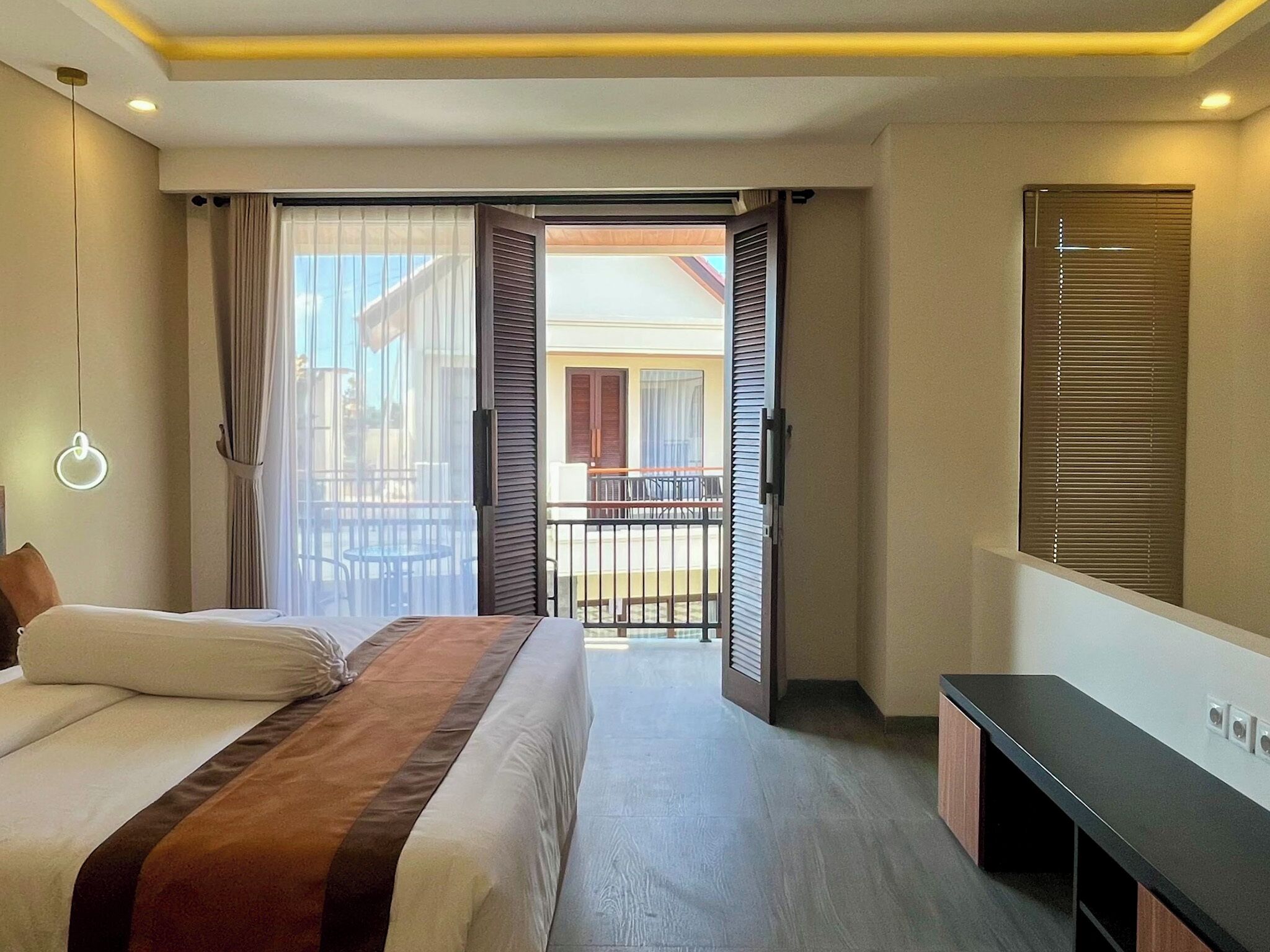 Wifi gratis y ropa de cama 