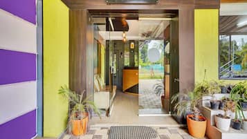 House | Reception