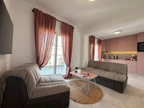 Living area - Villa Maria One Bedroom Apartment 2 (Nea Kallikratia)