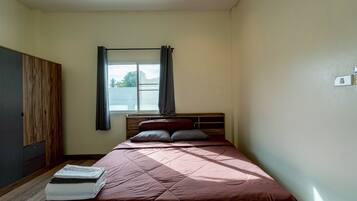 12 Schlafzimmer, Internetzugang, Bettwäsche