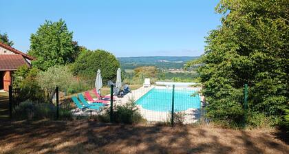 Farmhouse vacation rental with a pool