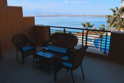 J Apartments - 1BR @Dead Sea Resort "B12"