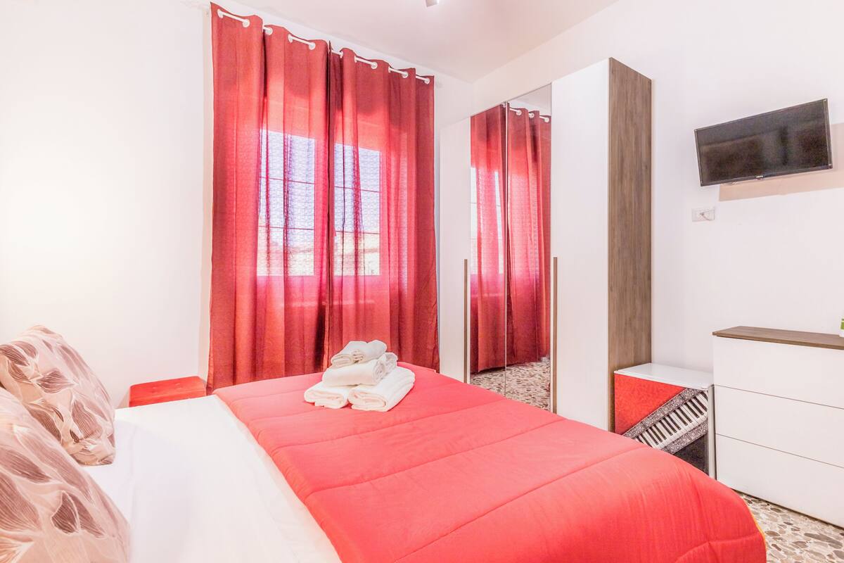 Habitación doble, vistas al jardín | Wifi gratis y ropa de cama