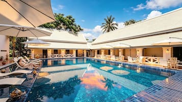 Una piscina techada