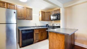 Fridge, microwave, coffee/tea maker