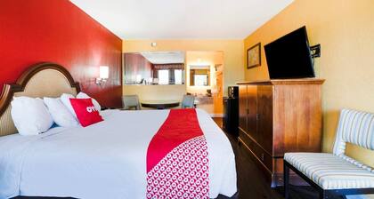 King Bed|OYO Hotel Wade/Fayetteville I-95 South