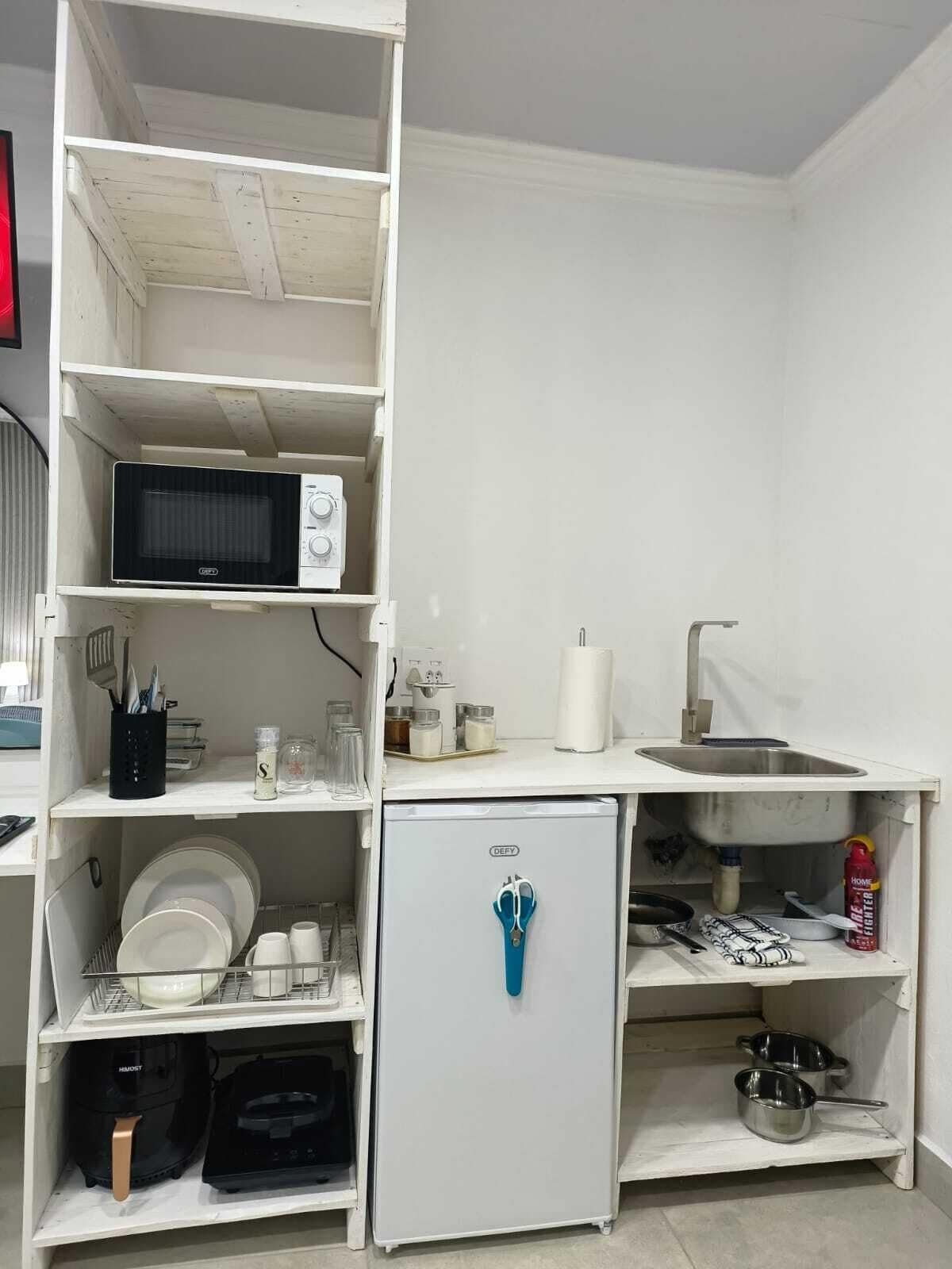 Classic Double Room, Patio, Garden View | Private kitchen