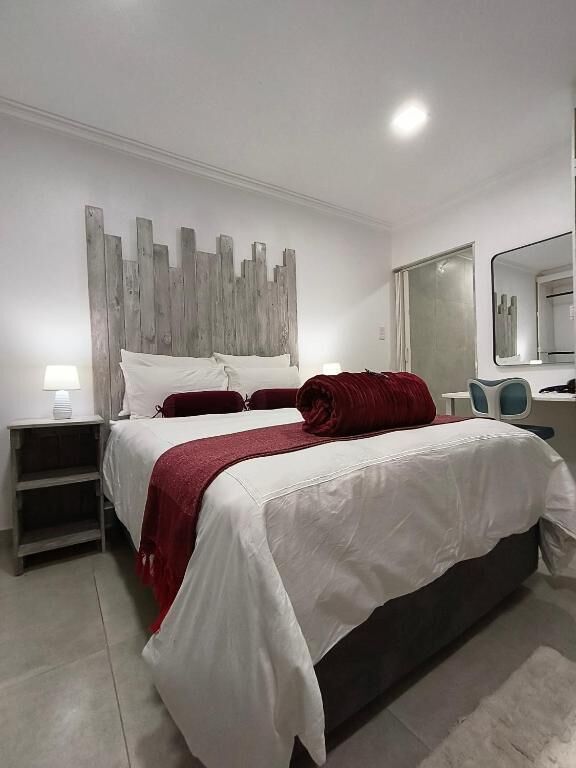 Chambre Double Deluxe, patio, vue jardin | Fer et planche à repasser, Wi-Fi gratuit