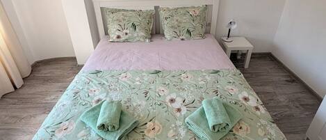 1 Schlafzimmer, WLAN, Bettwäsche