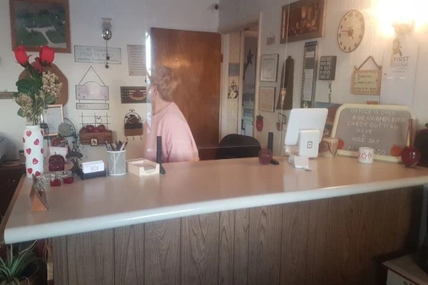 Entrance / Reception