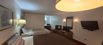 2 Full Beds Non-Smoking