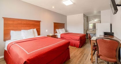2 Queen Bed|Smk|Falfurrias TX