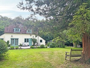 Exterior - 3 bedroom accommodation in Goudhurst, near Cranbrook (Goudhurst, near Cranbrook)