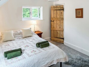 Free WiFi - 3 bedroom accommodation in Goudhurst, near Cranbrook (Goudhurst, near Cranbrook)