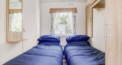 2 bedroom accommodation in Hayling Island