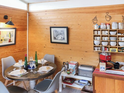 3 bedroom accommodation in Cenarth